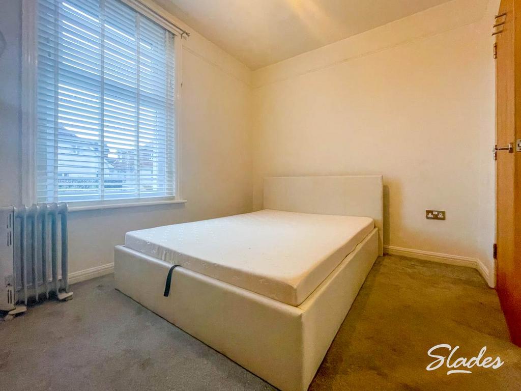 41 avalon bedroom 2