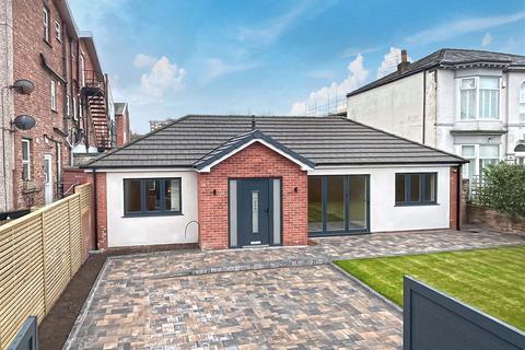 2 bedroom detached bungalow for sale, Southport PR9