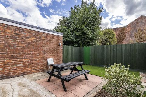 4 bedroom terraced house to rent, Lincoln LN5