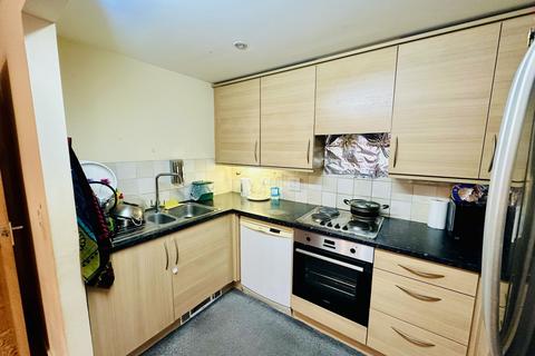 2 bedroom flat for sale, Berberis House, Highfield Road, Feltham, Middlesex, TW13