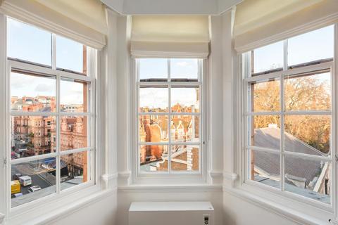 3 bedroom flat to rent, South Audley Street, Mayfair, London, W1K