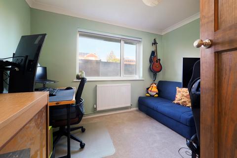 12 Bedingfield Way, Lyminge, Folkestone, CT18 8JH