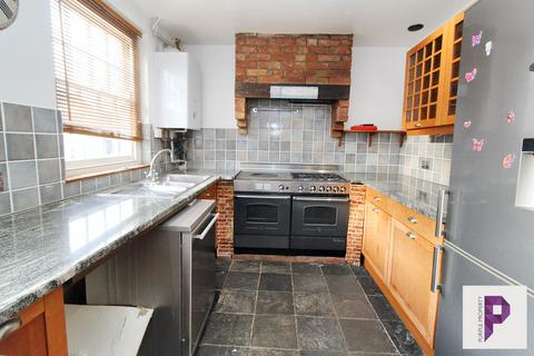 3 bedroom terraced house for sale, Constitution Road,  Chatham, ME5