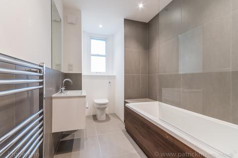 2 bedroom apartment for sale, Barry Road, East Dulwich, London