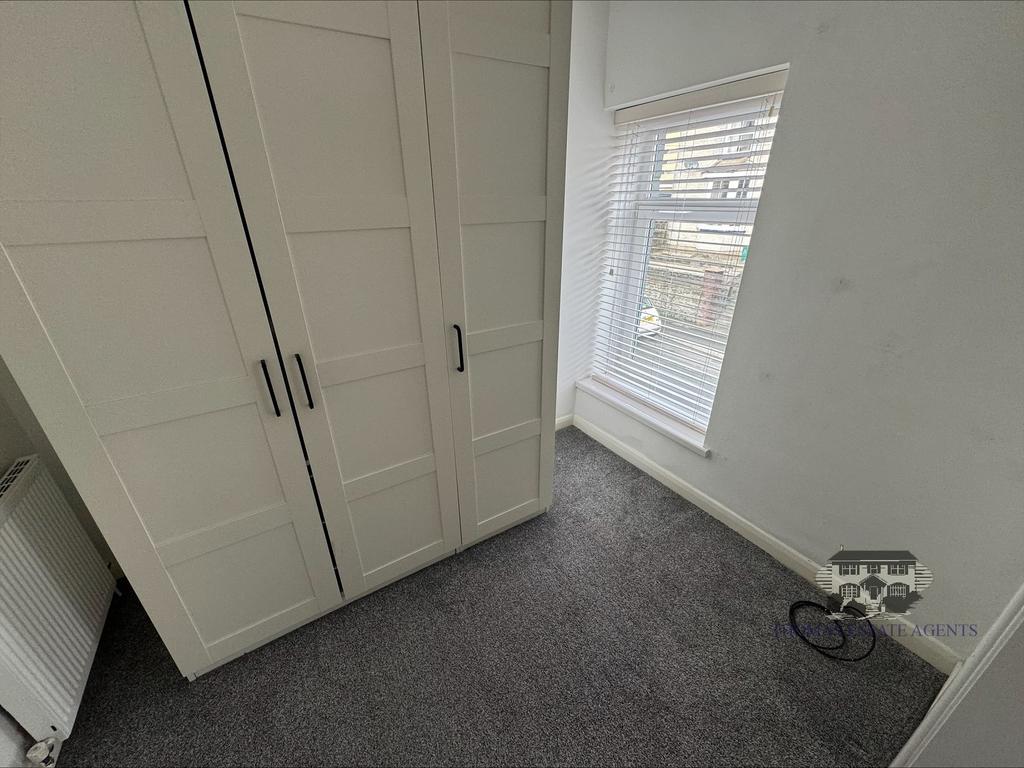 Walk-in Wardrobe