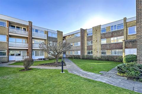 2 bedroom apartment for sale, Woodlands Avenue, Rustington, Littlehampton, West Sussex