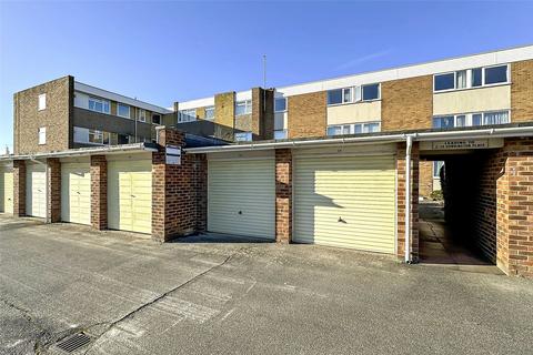 2 bedroom apartment for sale, Woodlands Avenue, Rustington, Littlehampton, West Sussex