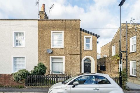 1 bedroom flat for sale, New Road, Brentford TW8