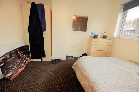 2 bedroom house to rent, 21 Park View Avenue (2 Bed)