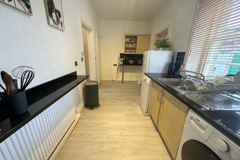 3 bedroom terraced house for sale, Katherine Street, Saltaire, Shipley, West Yorkshire