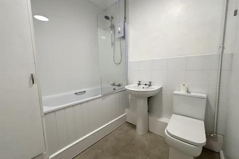 2 bedroom flat to rent, Varvills Court, York