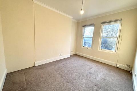 2 bedroom flat to rent, Varvills Court, York