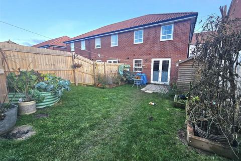 3 bedroom end of terrace house for sale, Buzzard Row, Newent