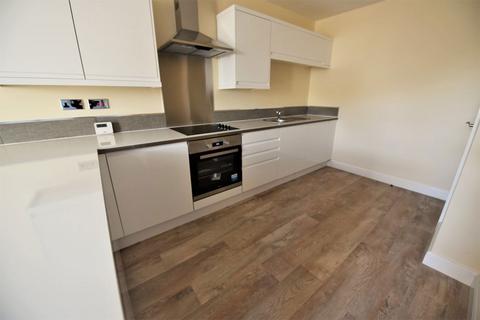 2 bedroom flat to rent, 16 Woodsley Road Flat 5