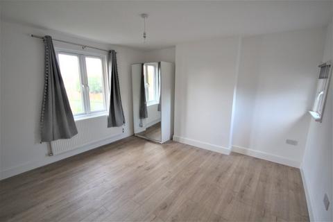 3 bedroom end of terrace house for sale, Chesham Lane, Chalfont St Peter SL9