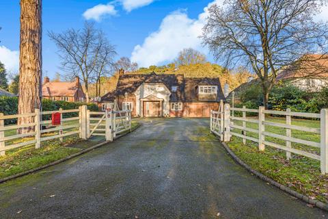 5 bedroom detached house for sale, Penn Lane, Solihull B94