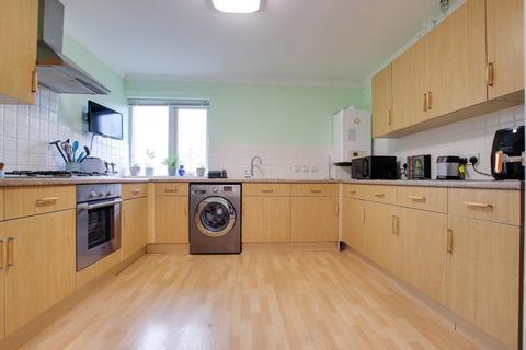 1 bedroom apartment for sale, Mosbach Place, Lymington, SO41