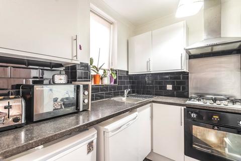 1 bedroom flat for sale, King Charles Road, Surbiton, KT5