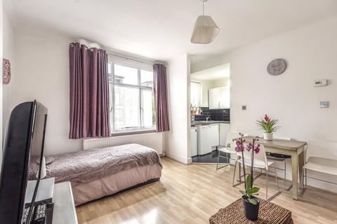 1 bedroom flat for sale, King Charles Road, Surbiton, KT5