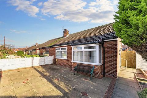 2 bedroom semi-detached bungalow for sale, Cleveleys Avenue, Widnes WA8