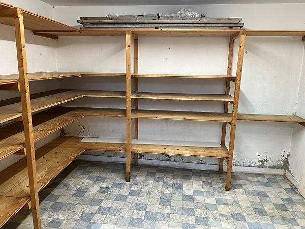Store 2
