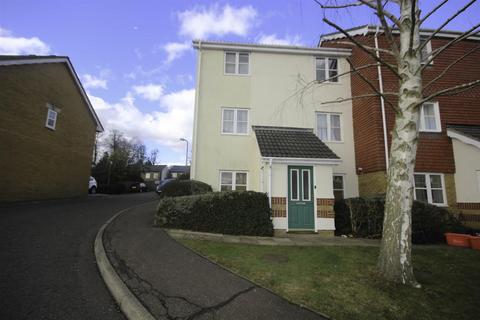 1 bedroom maisonette to rent, Kings Chase, Brentwood