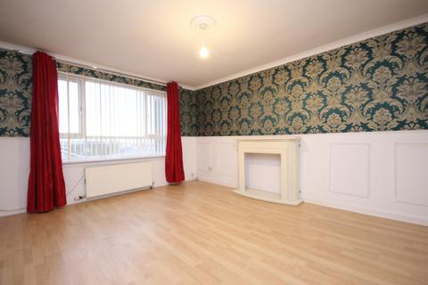 2 bedroom flat to rent, Lomond Grove, Glasgow, G67