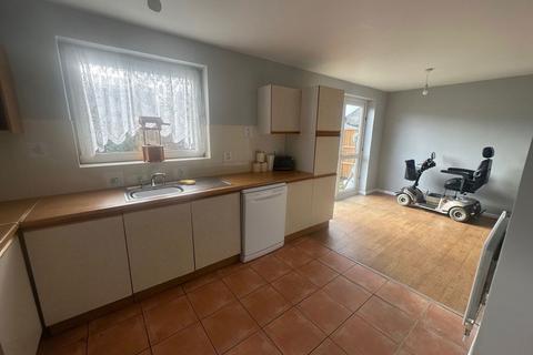 3 bedroom end of terrace house for sale, Newark Drive, Corby NN18