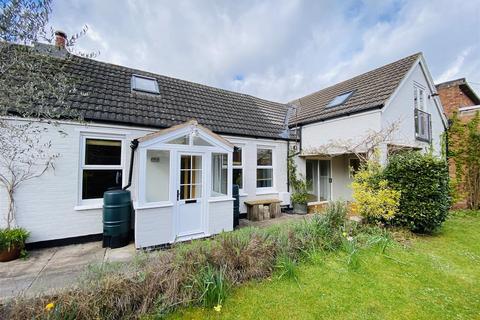 3 bedroom house to rent, Park Street, Hereford