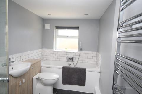 1 bedroom flat to rent, Warleigh Road, Brighton BN1