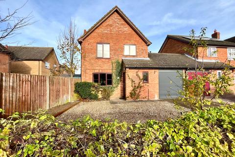 3 bedroom link detached house for sale, Humphreys Close, Forncett St. Peter, Norwich, NR16 1LX