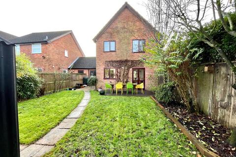 3 bedroom link detached house for sale, Humphreys Close, Forncett St. Peter