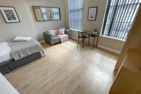 1 bedroom flat to rent, Catharine Street, L8 7NE,