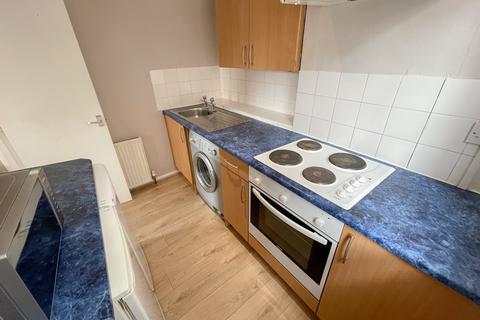 1 bedroom flat to rent, Catharine Street, L8 7NE,