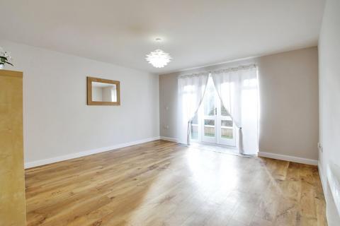 1 bedroom apartment to rent, Burlington House, West Drayton UB7