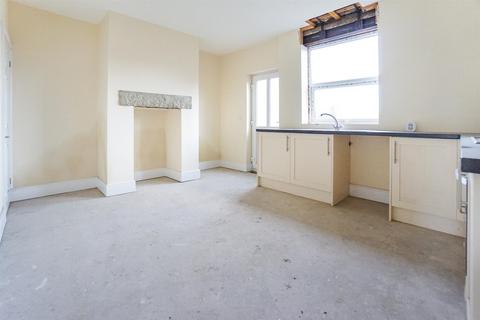 3 bedroom terraced house for sale, Cobden Road, Chesterfield