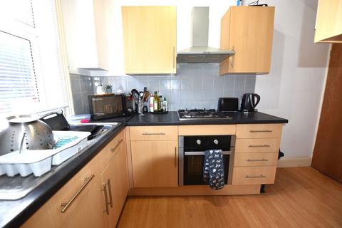 2 bedroom house to rent, William Street