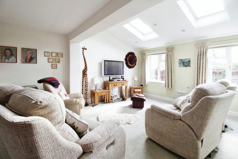 9 Brandon Close, Grange Park, Swindon, SN5 6AA