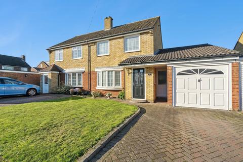 3 bedroom semi-detached house for sale, Swinburne Avenue, Hitchin, SG5