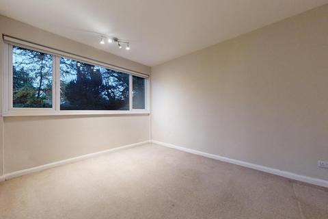 2 bedroom flat for sale, Oathall Road, Haywards Heath, RH16