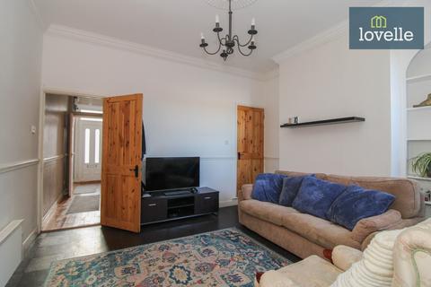12 Crescent Street, Grimsby, DN31 2HB