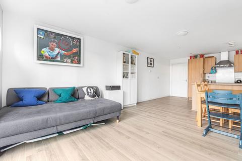 2 bedroom flat for sale, Sydenham Road, Croydon CR0