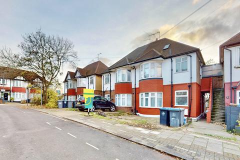 2 bedroom flat for sale, Westview Close, London NW10