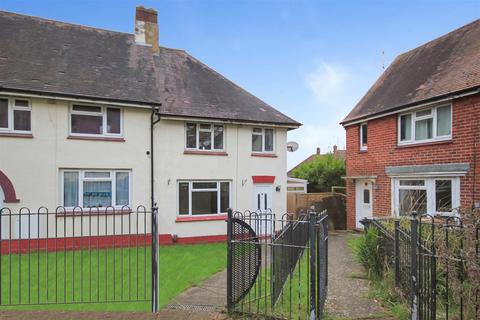 3 bedroom end of terrace house for sale, Jubilee Crescent, Wellingborough NN8