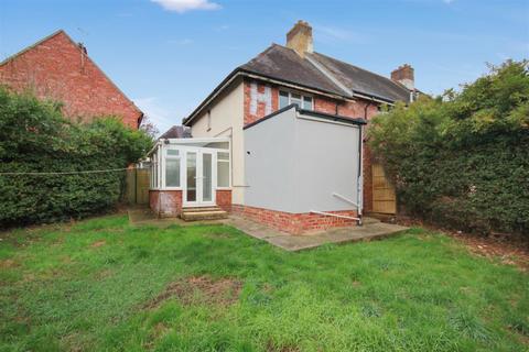 3 bedroom end of terrace house for sale, Jubilee Crescent, Wellingborough NN8