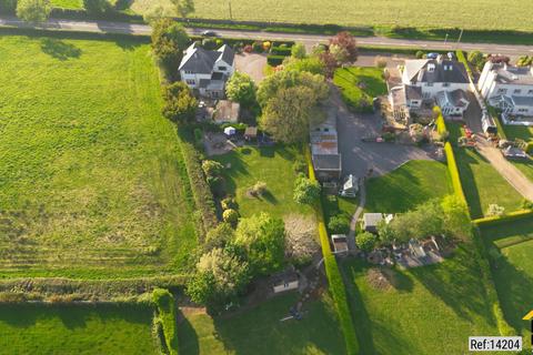 4 bedroom detached house for sale, Bangor Road, Caernarfon, Gwynedd, LL55