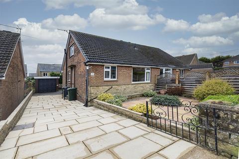 3 bedroom semi-detached bungalow for sale, Cornfield Avenue, Huddersfield HD3