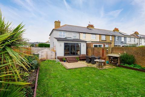 2 bedroom end of terrace house for sale, Cinque Ports Avenue, Hythe, CT21