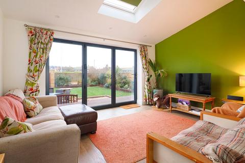 2 bedroom end of terrace house for sale, Cinque Ports Avenue, Hythe, CT21