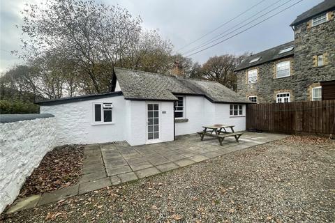 2 bedroom bungalow for sale, Carreg Llwyd Place, South Street, Rhayader, Powys, LD6